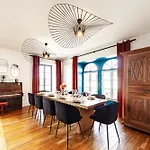 Jolie M'home - Maison 15 Pers, 5 Sdb, 5 Wc, Proche Puy Du Fou Holiday home *